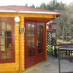 Lug Ins Land 3*